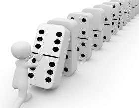 Domino-mannetje_pixabay