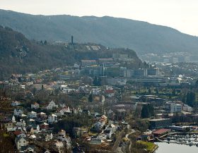 Haukeland640px