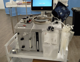 Plasmapheresis_machine_Wikimedia